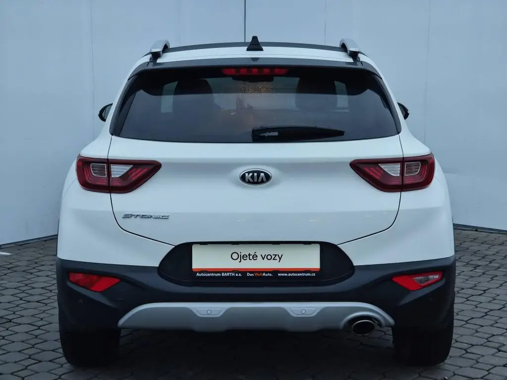 KIA Stonic SE Premium + ADAS+ 1,4 CVVT / 74kW