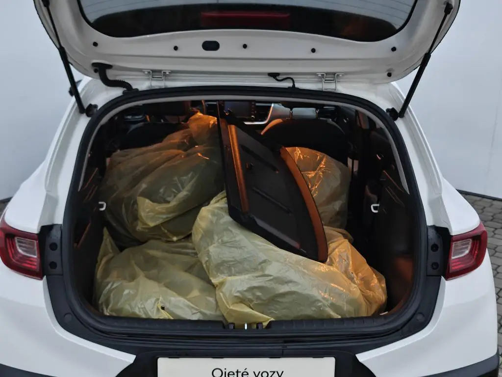 KIA Stonic SE Premium + ADAS+ 1,4 CVVT / 74kW