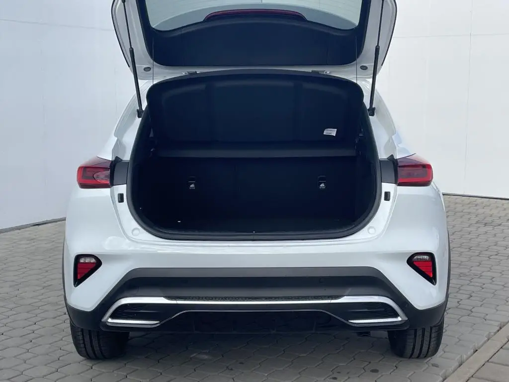 KIA XCeed EXCLUSIVE 7DCT 1,6 T-GDi / 110kW