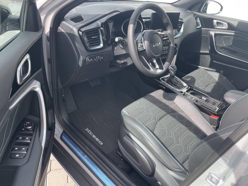 KIA XCeed STEEL EDITION 7DCT 1,6 T-GDi / 132kW