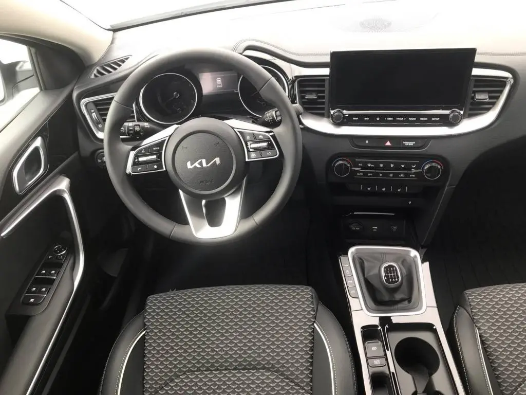 KIA XCeed TOP 1,5 T-GDi / 103kW