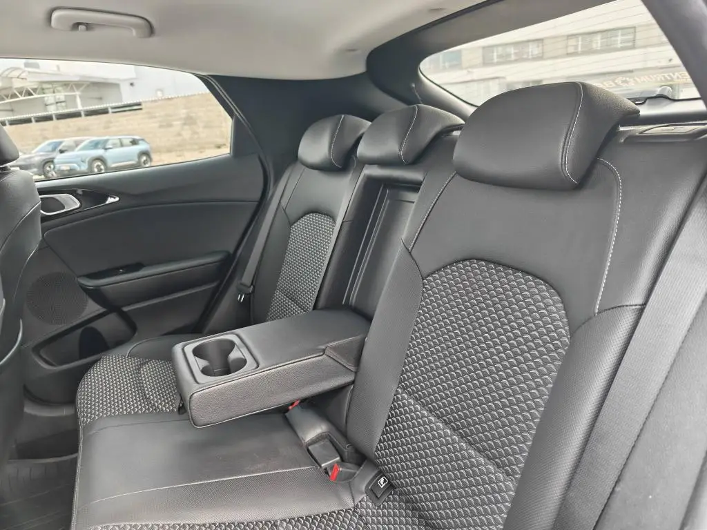 KIA XCeed TOP 7DCT 1,5 T-GDi / 118kW