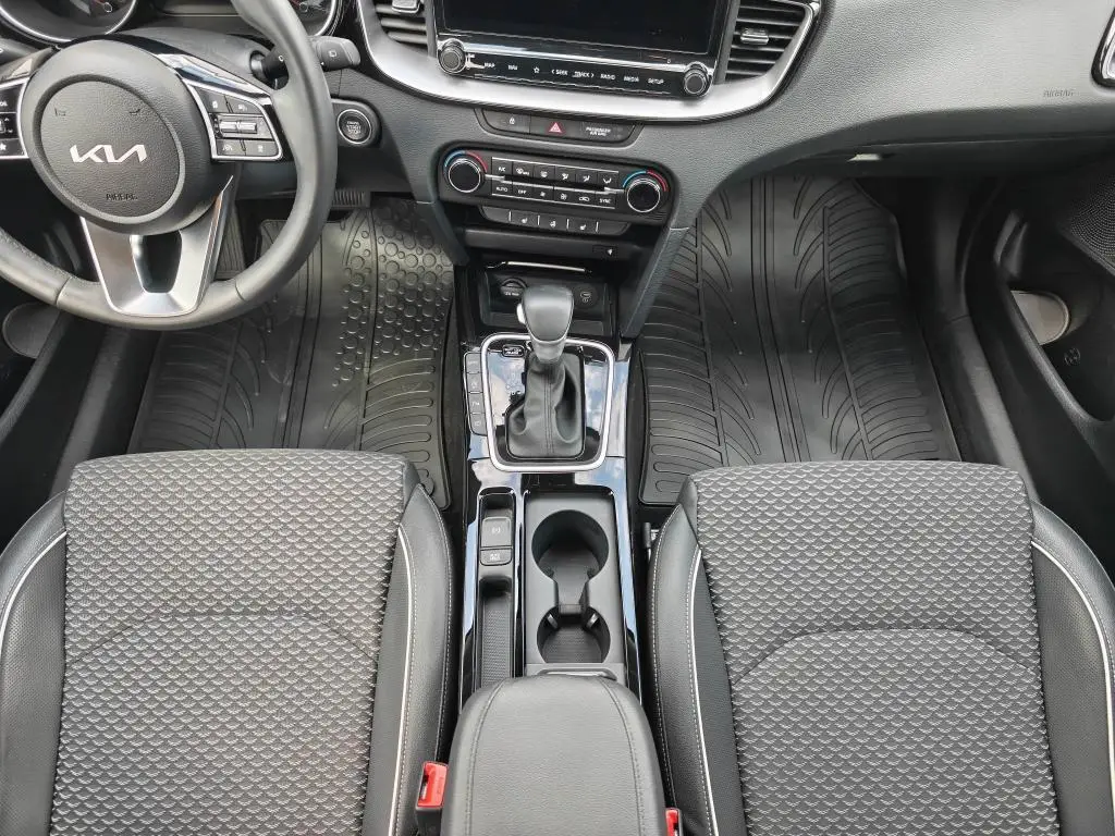 KIA XCeed TOP 7DCT 1,5 T-GDi / 118kW