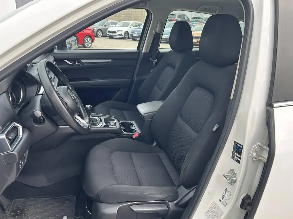 Mazda CX-3 Mazda CX-5  / 121kW