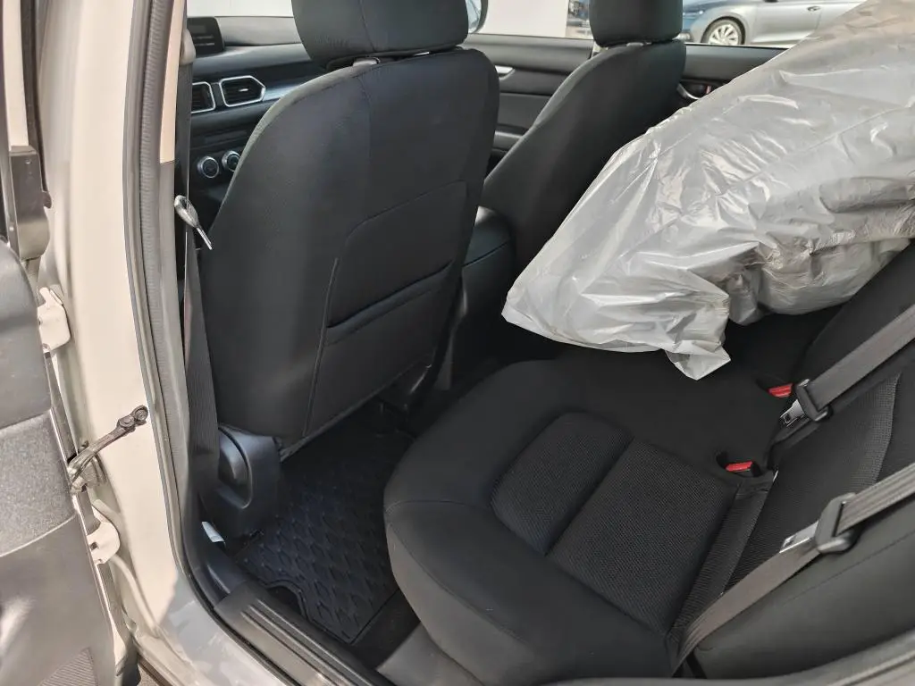 Mazda CX-3 Mazda CX-5  / 121kW