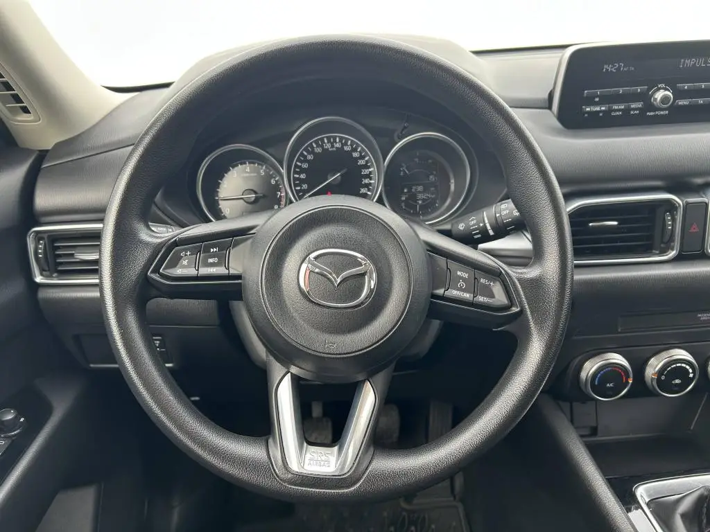 Mazda CX-3 Mazda CX-5  / 121kW