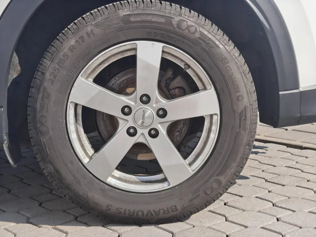 Mazda CX-3 Mazda CX-5  / 121kW