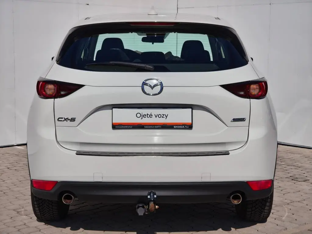 Mazda CX-3 Mazda CX-5  / 121kW