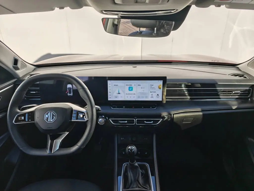 MG HS EXCLUSIVE 6MT 1,5TGI / 125kW