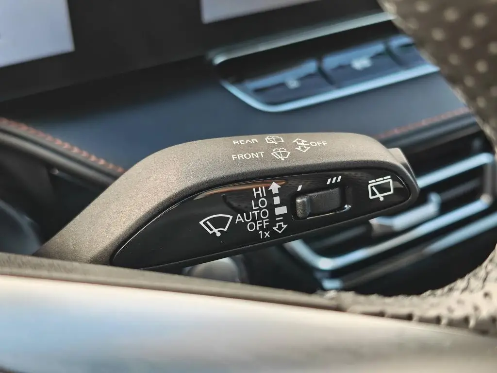 MG HS EXCLUSIVE 6MT 1,5TGI / 125kW