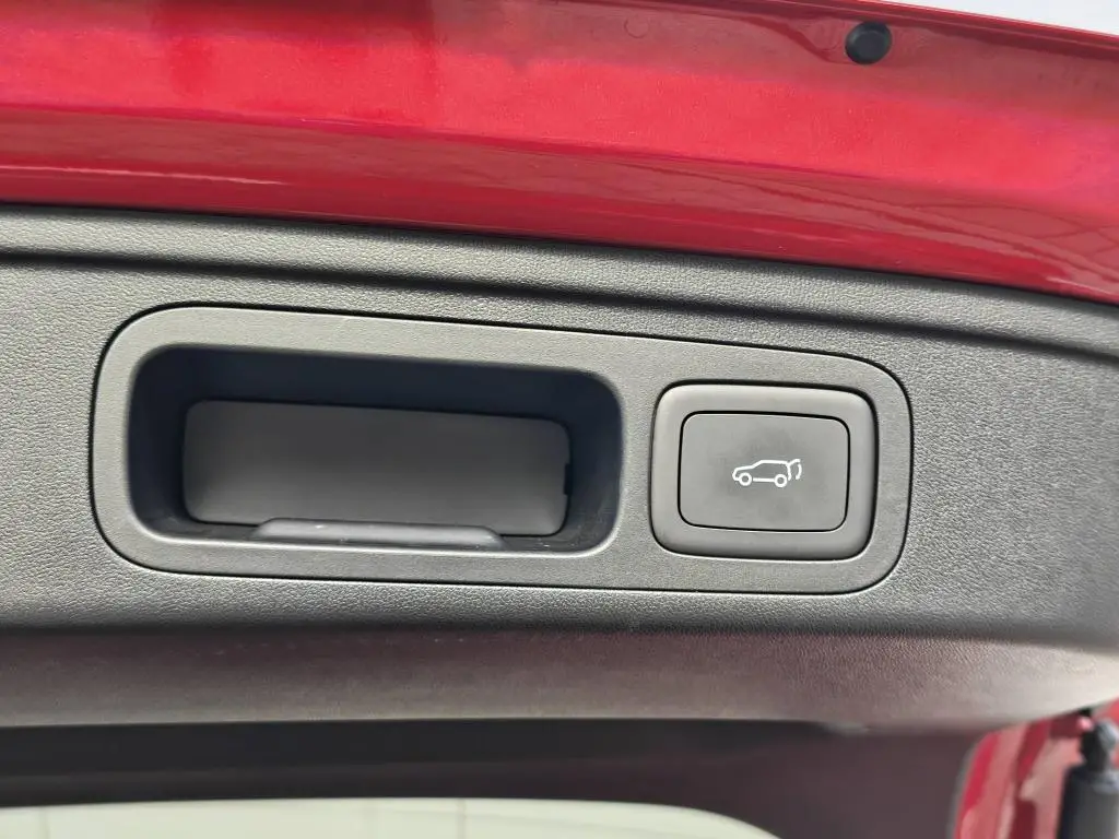 MG HS EXCLUSIVE 6MT 1,5TGI / 125kW