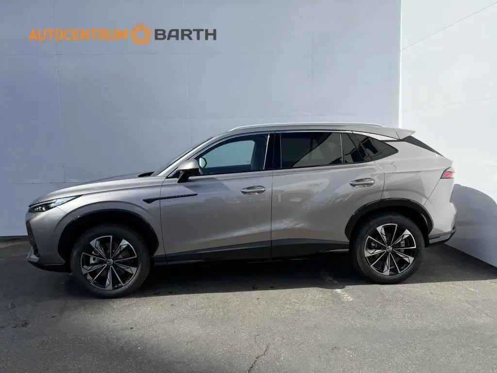 MG HS EXCLUSIVE HEV 1,5TGI / 165kW