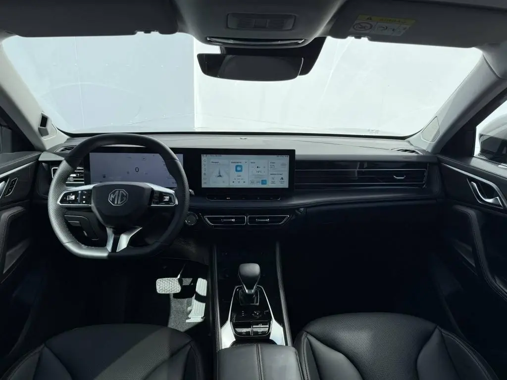 MG HS EXCLUSIVE HEV 1,5TGI / 165kW