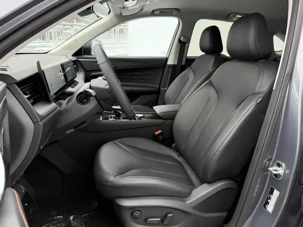 MG HS EXCLUSIVE HEV 1,5TGI / 165kW