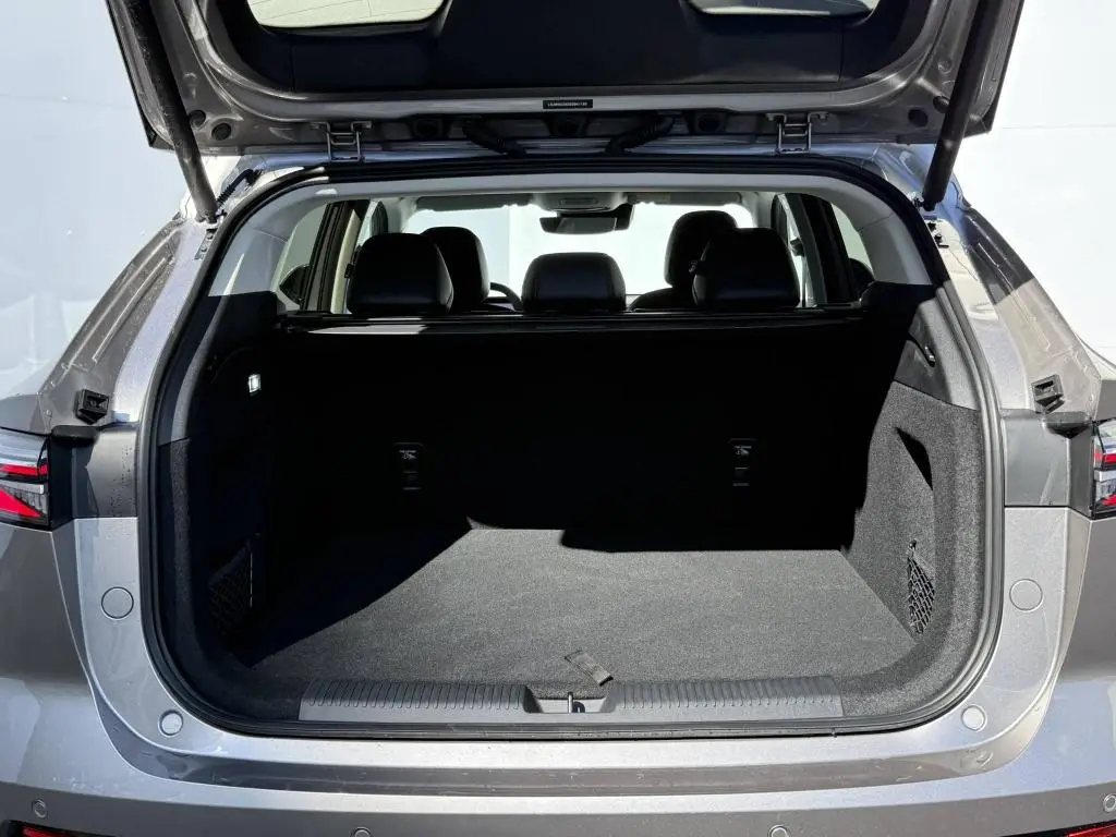 MG HS EXCLUSIVE HEV 1,5TGI / 165kW