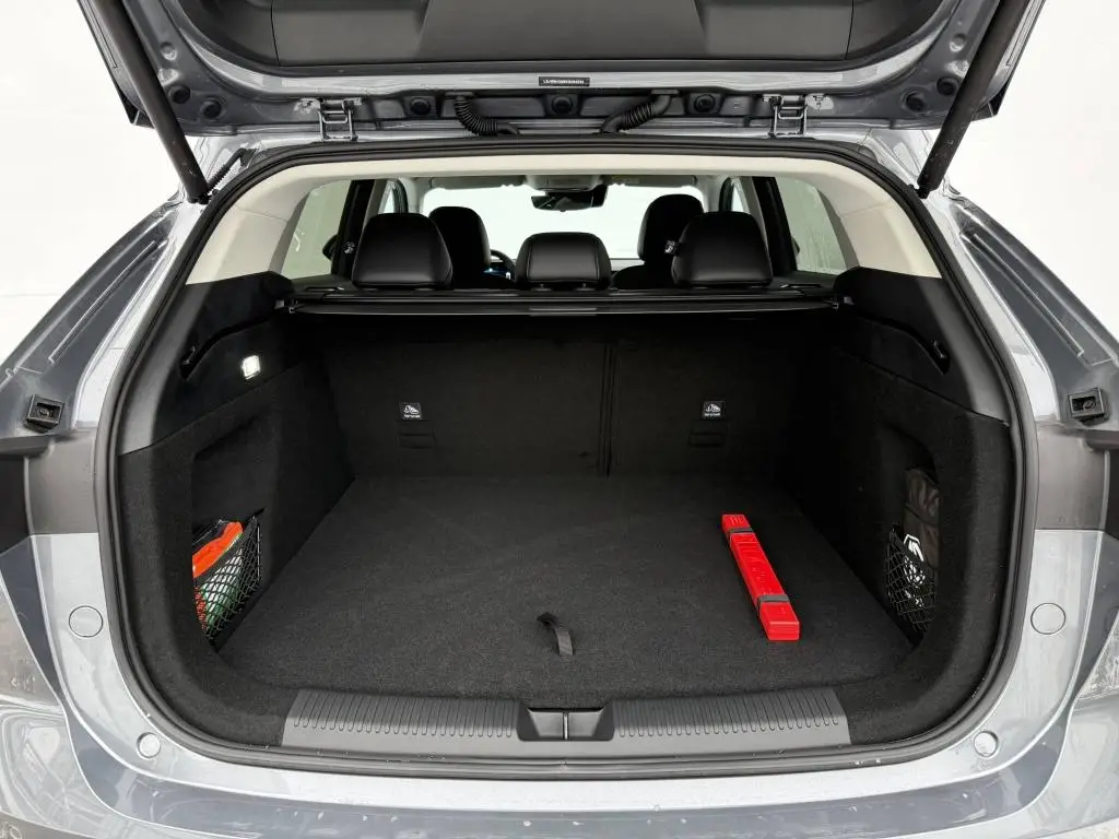 MG HS EXCLUSIVE HEV 1,5TGI / 165kW