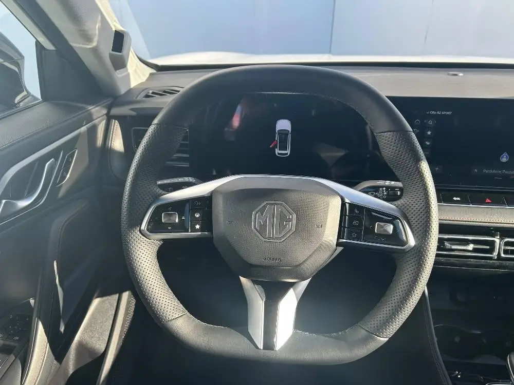 MG HS EXCLUSIVE HEV 1,5TGI / 165kW
