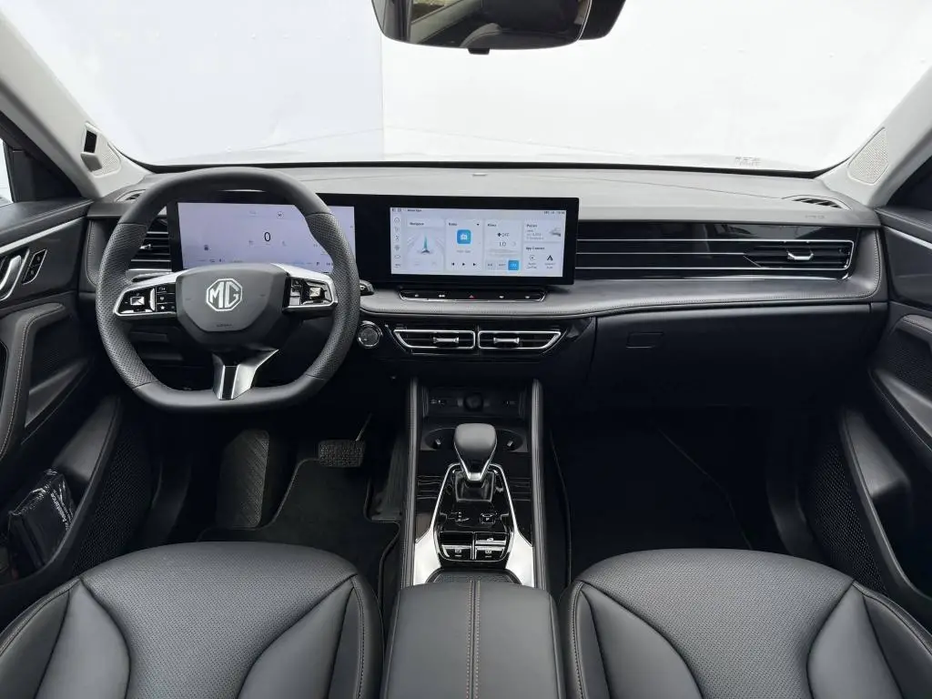 MG HS EXCLUSIVE PHEV 1,5TGI / 200kW