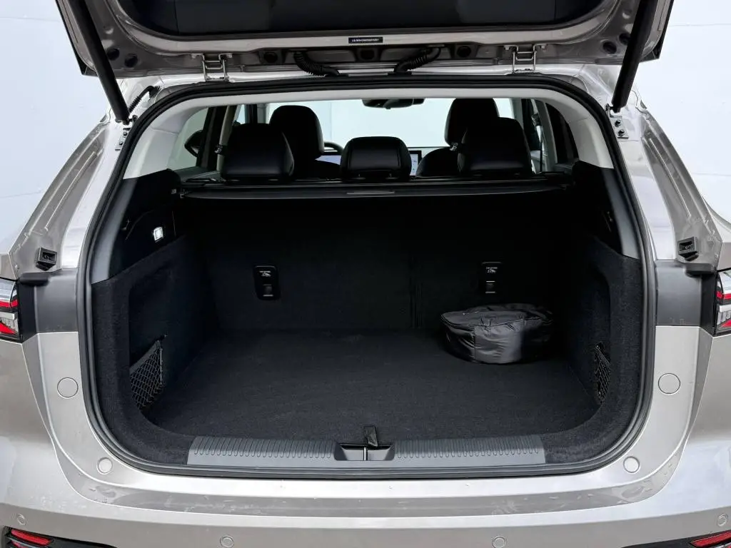 MG HS EXCLUSIVE PHEV 1,5TGI / 200kW