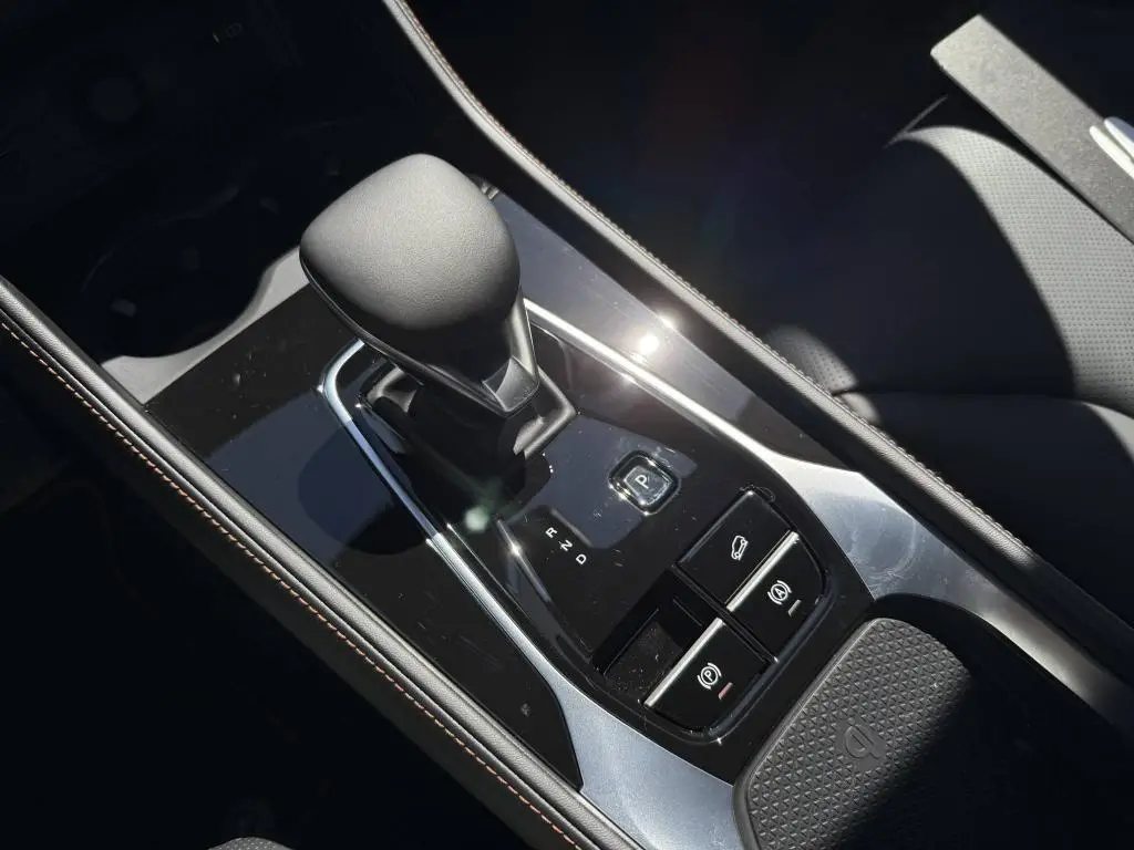 MG HS EXCLUSIVE PHEV 1,5TGI / 200kW