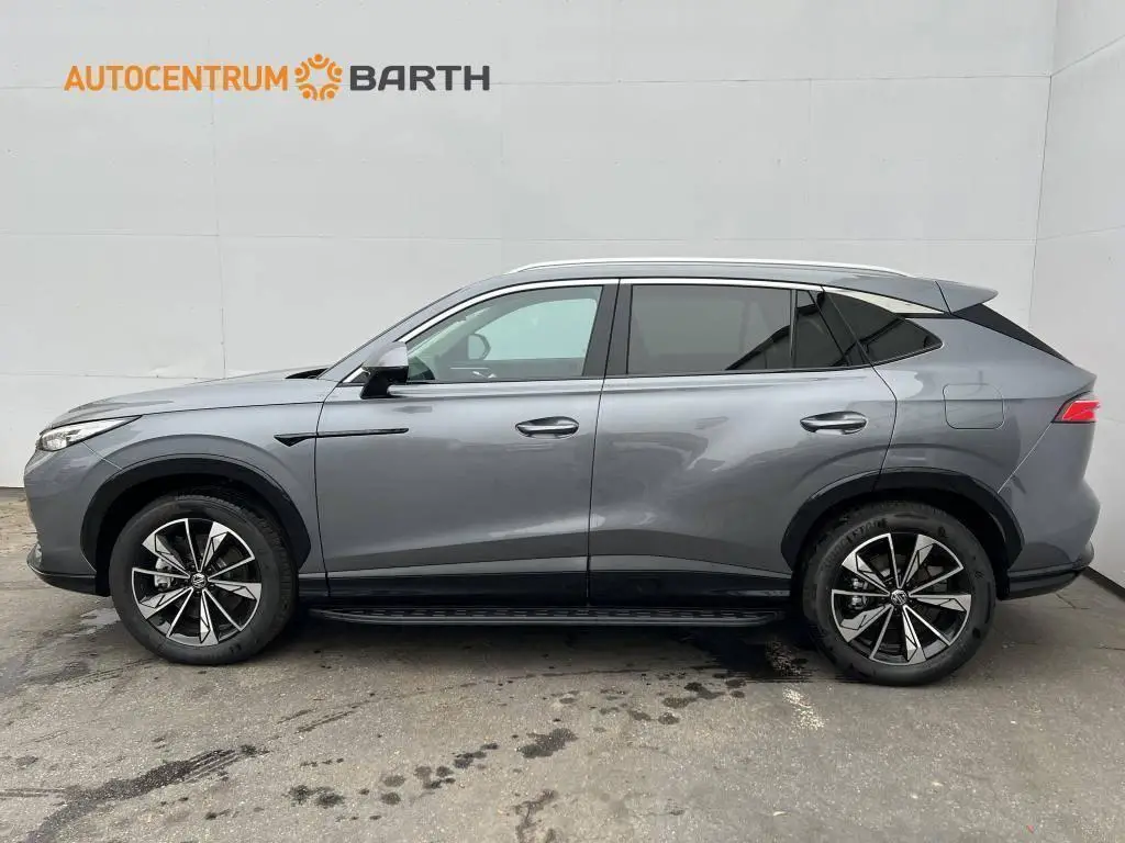 MG HS EXCLUSIVE PHEV 1,5TGI AT / 200kW