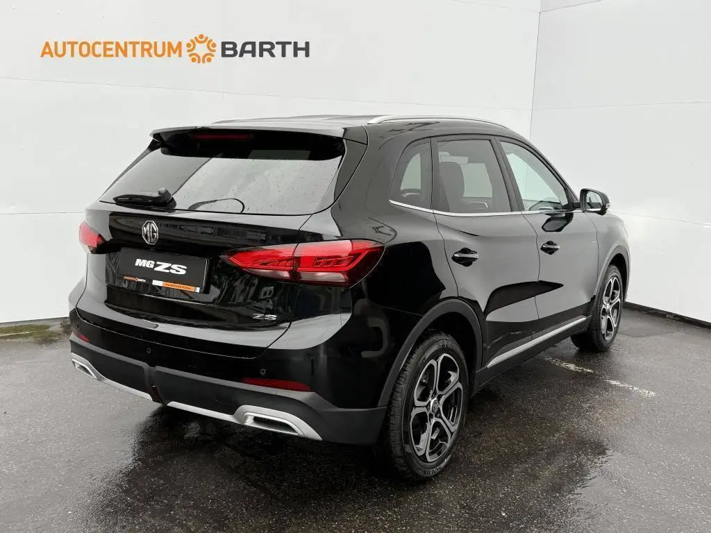 MG ZS ELEGANCE 5MP 1,5i / 85kW