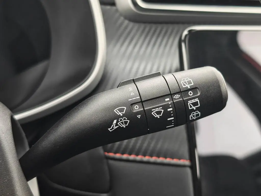 MG ZS Emotion Plus 5MP 1,5DVVT / 78kW