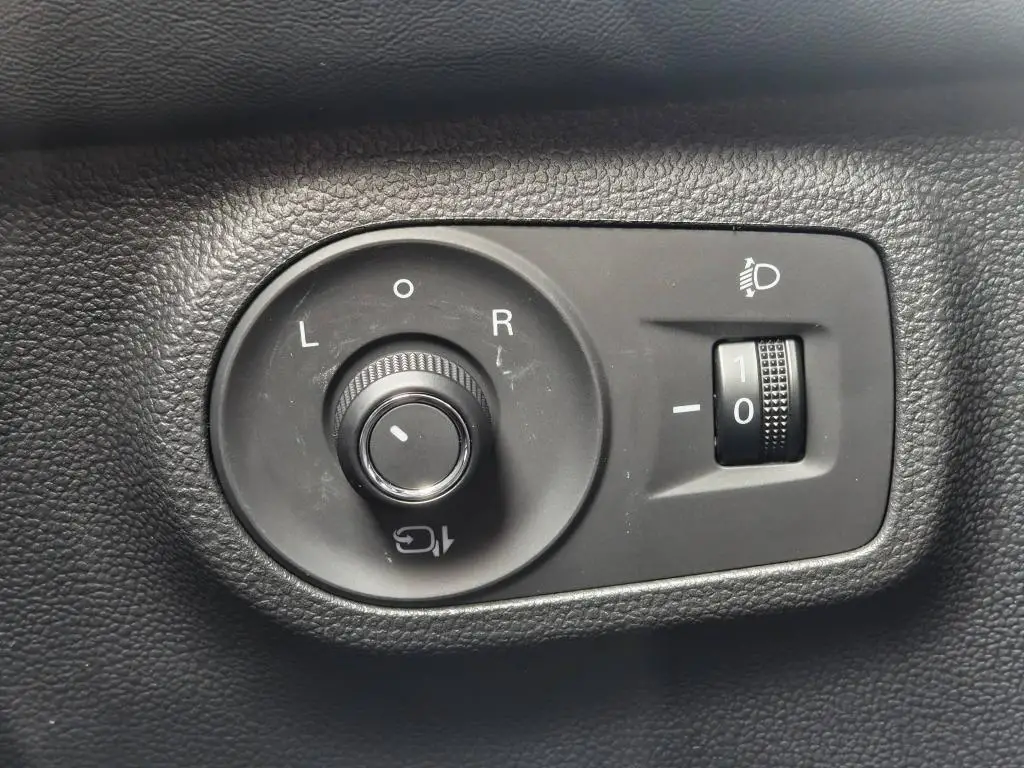 MG ZS Emotion Plus 5MP 1,5DVVT / 78kW