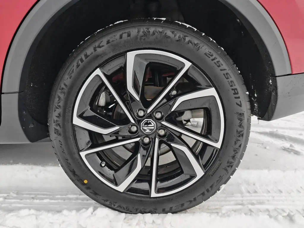 MG ZS Emotion Plus 5MP 1,5DVVT / 78kW