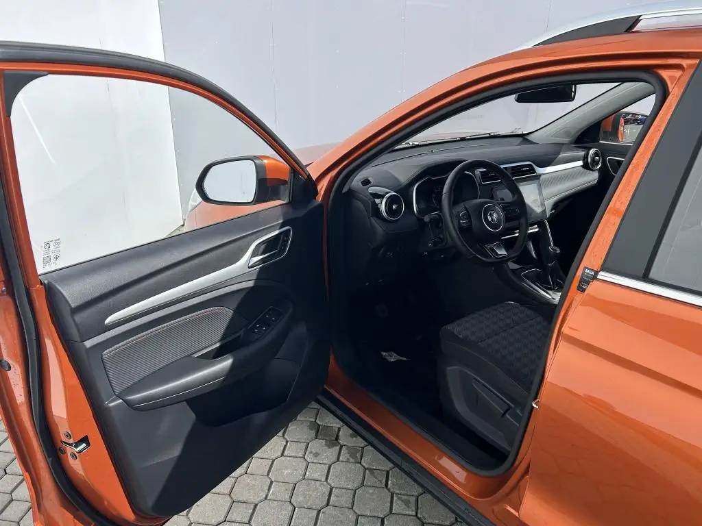MG ZS Essential Plus 5MP 1,5DVVT / 78kW