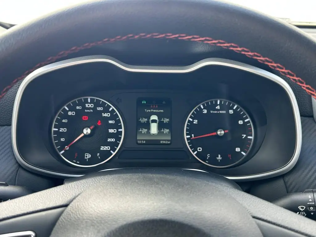 MG ZS Essential Plus 5MP 1,5DVVT / 78kW