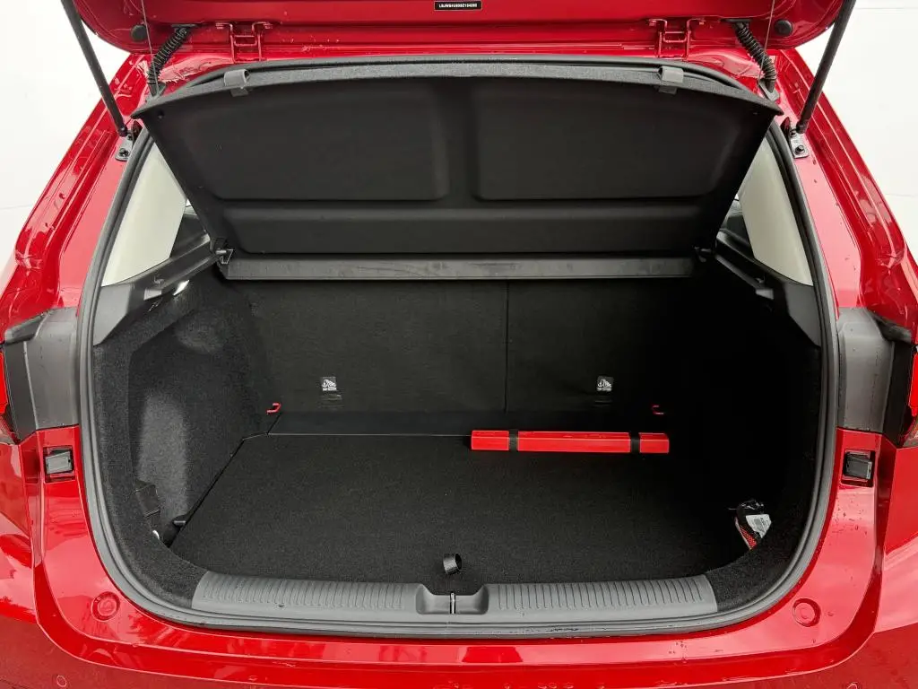 MG ZS EXCITE 5MP 1,5i / 85kW