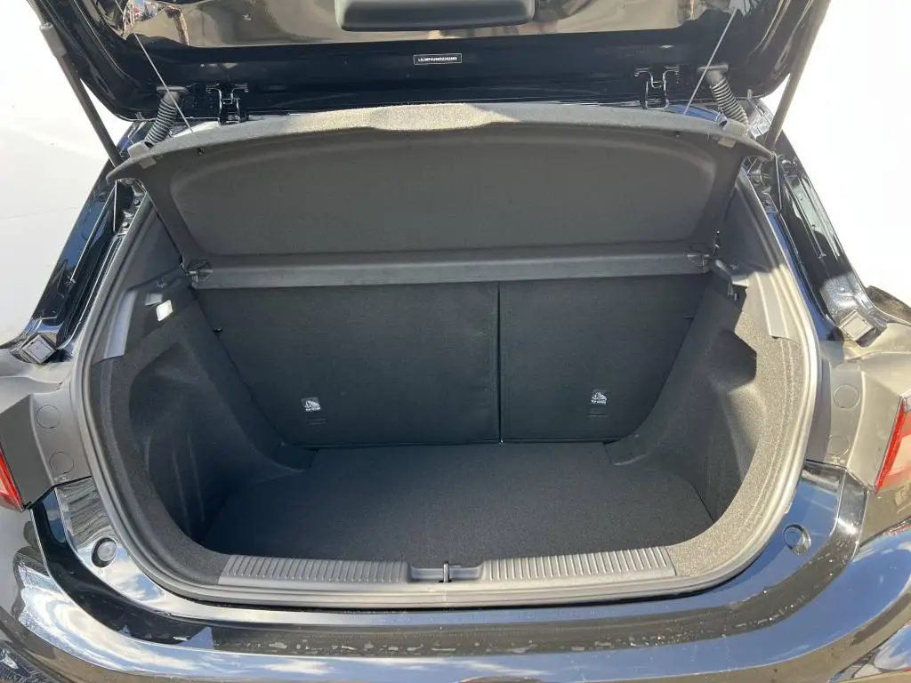 MG3 ELEGANCE 5MT 1,5i / 85kW