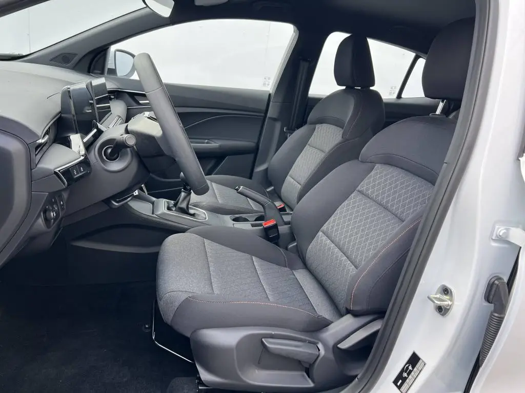 MG3 EXCITE 5MT 1,5i / 85kW