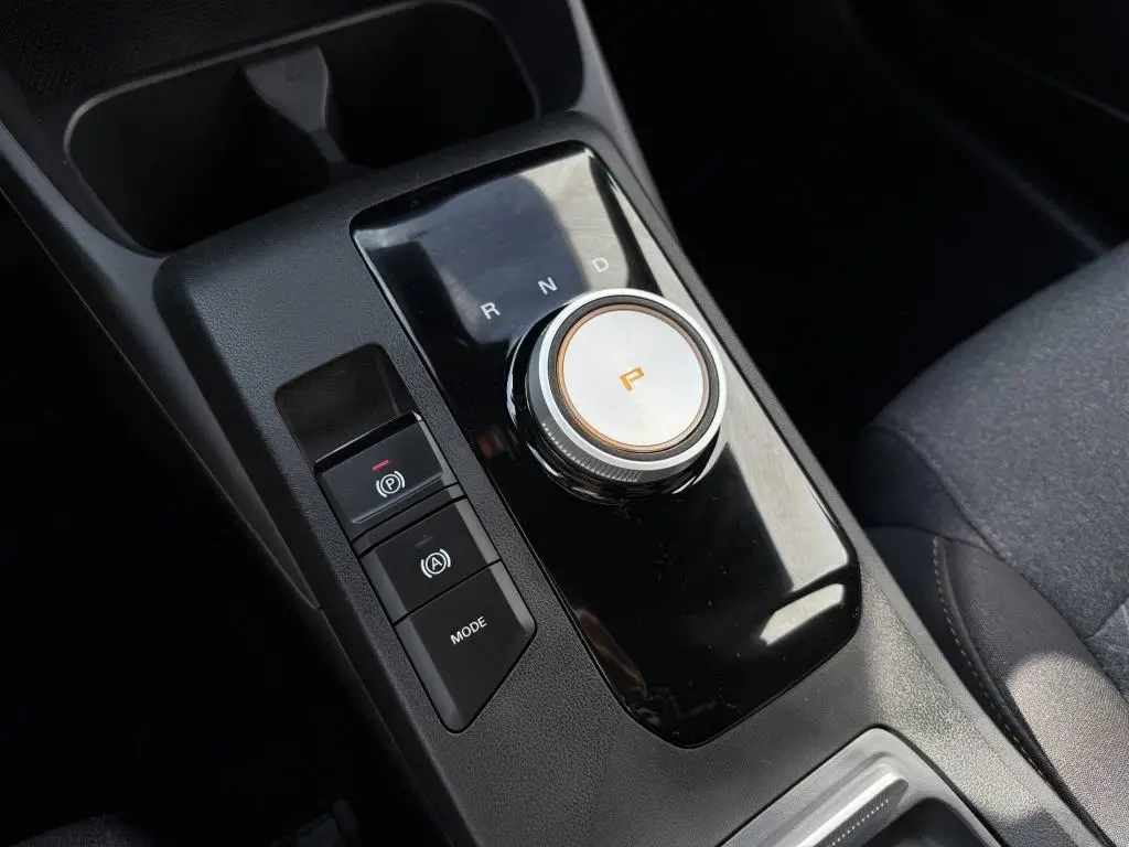 MG3 Hybrid+ ESSENTIAL 3AP 1,5i / 143kW