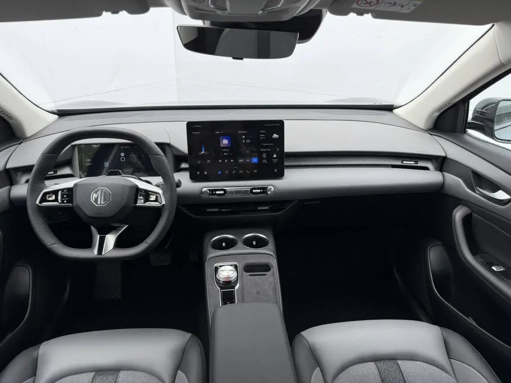MGS5 EV EXCLUSIVE 64 170kW 0 / 170kW