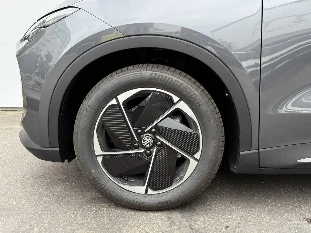 MGS5 EV EXCLUSIVE 64 170kW 0 / 170kW