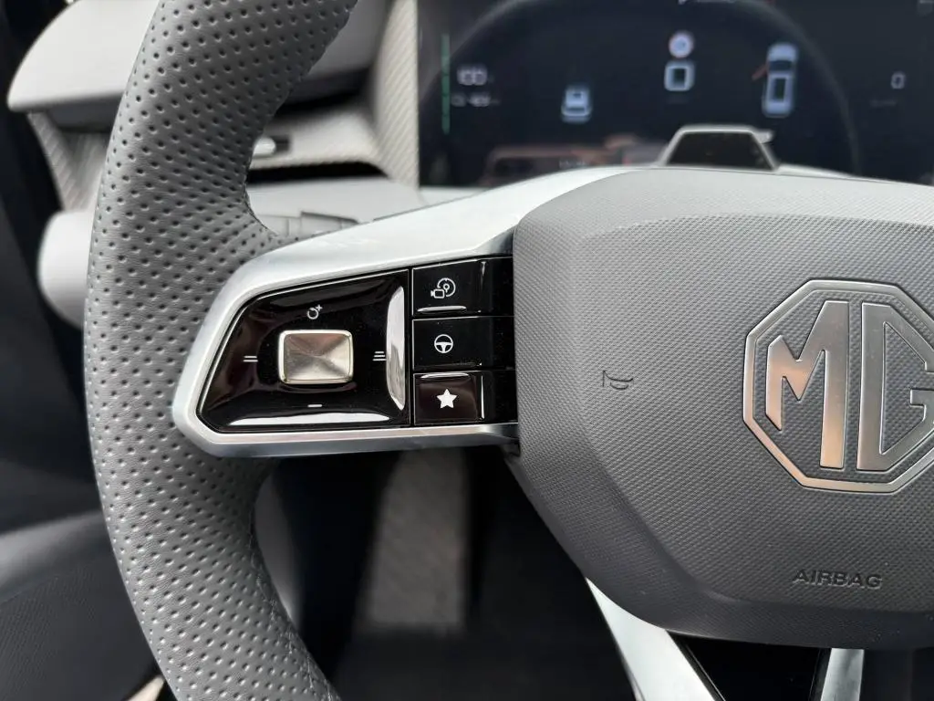 MGS5 EV EXCLUSIVE 64 170kW 0 / 170kW