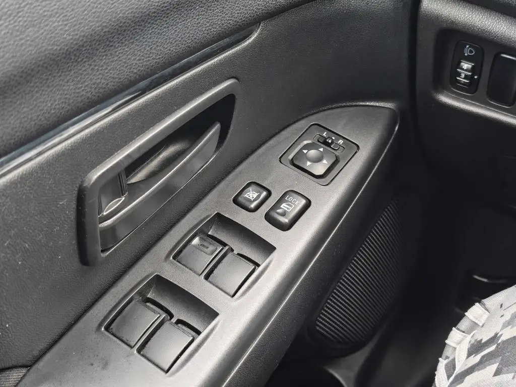 Mitsubishi CROSSOVER MITSUBISHI ASX 4A92 / 86kW