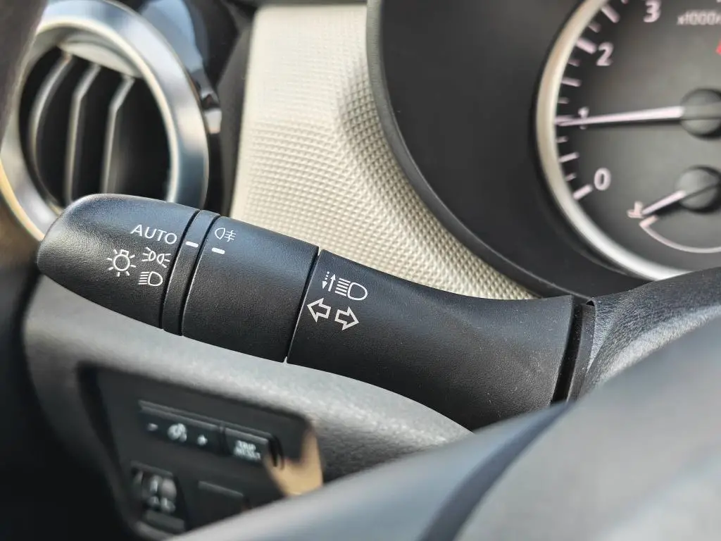 Nissan Micra Micra 0,9 i 1,0 / 66kW