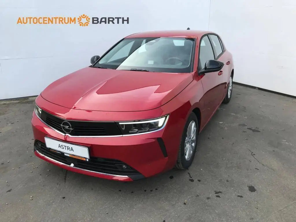 Opel Astra Edition MT6 1,2 TURBO / 96kW