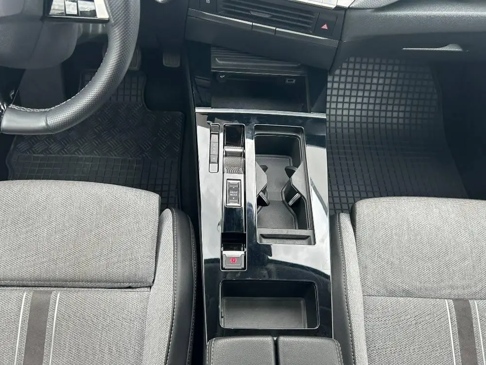 Opel Astra Elegance AT8 1,2 TURBO / 96kW