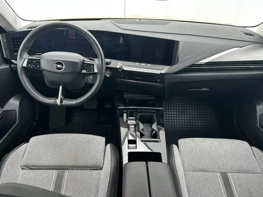Opel Astra Elegance AT8 1,2 TURBO / 96kW