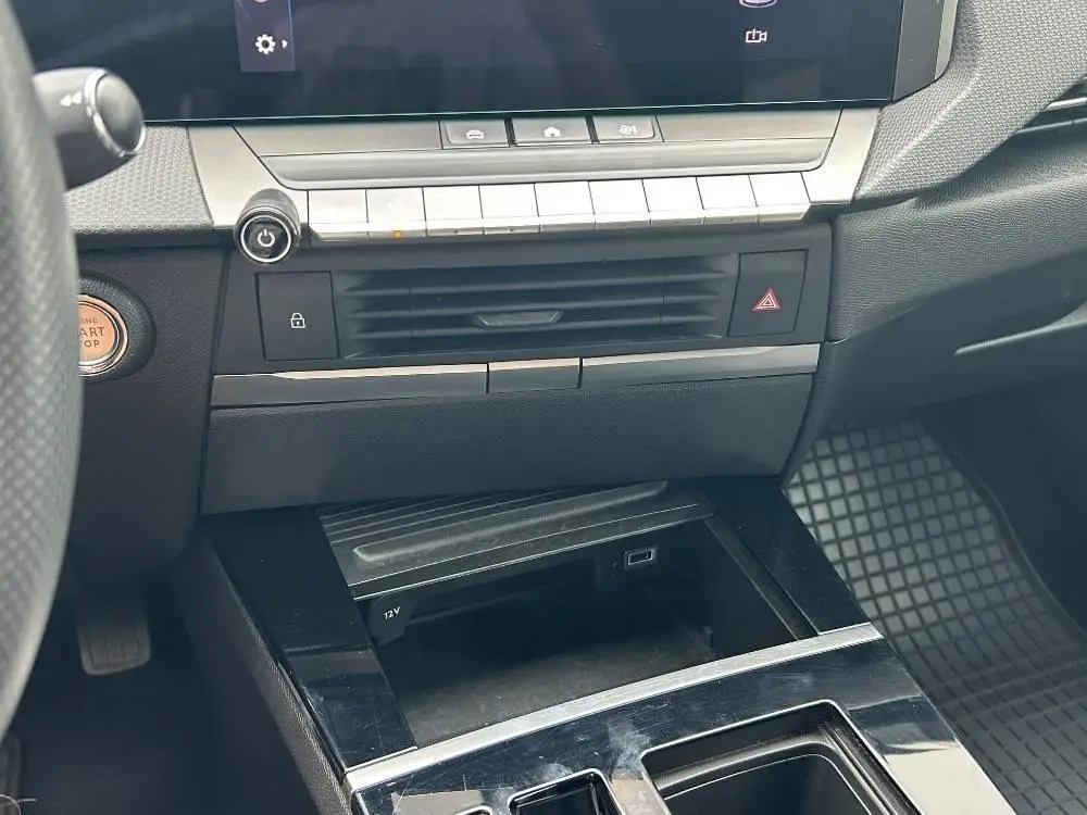 Opel Astra Elegance AT8 1,2 TURBO / 96kW