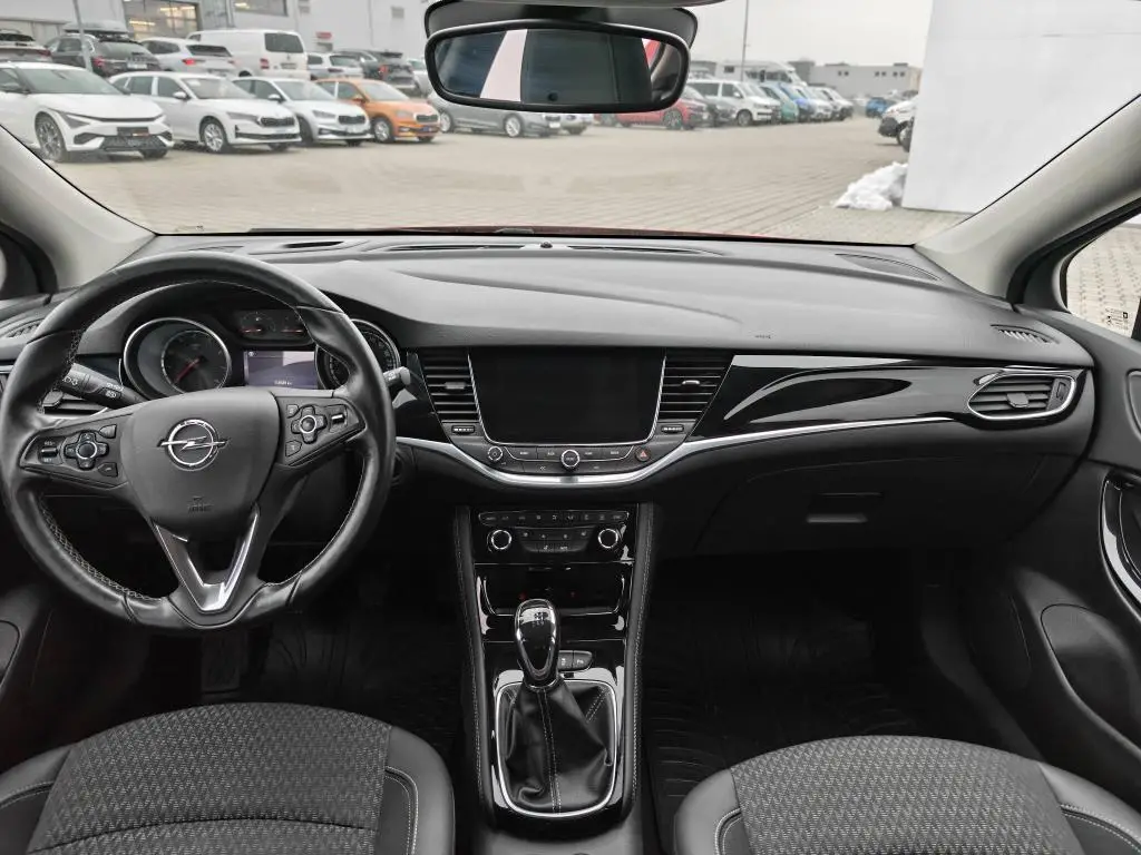 Opel Astra Opel Astra 1,4 Turbo 110kW 1,4T / 110kW