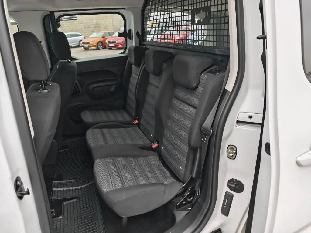 Opel Combo  Enjoy L1H1 MT6 1,2 TURBO / 81kW