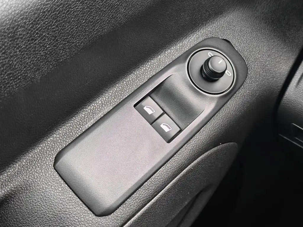 Opel Combo  Enjoy L1H1 MT6 1,2 TURBO / 81kW