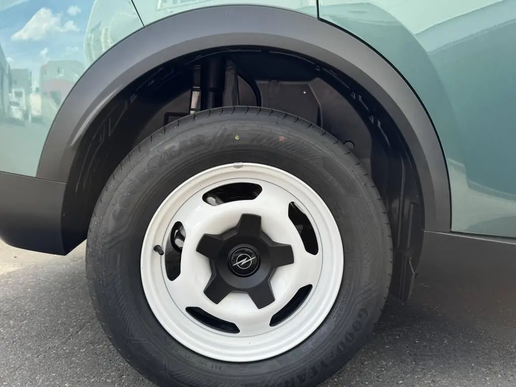 Opel Frontera Edition Hybrid  1,2 TURBO / 81kW
