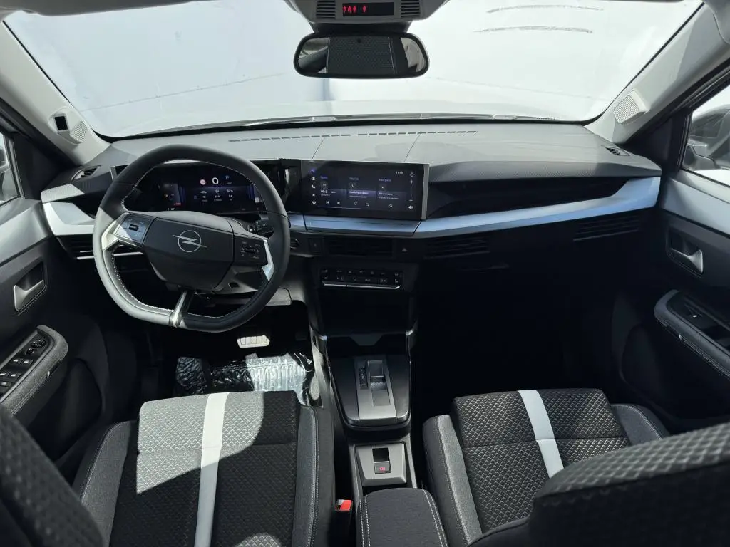 Opel Frontera GS Hybrid 1,2 TURBO / 107kW