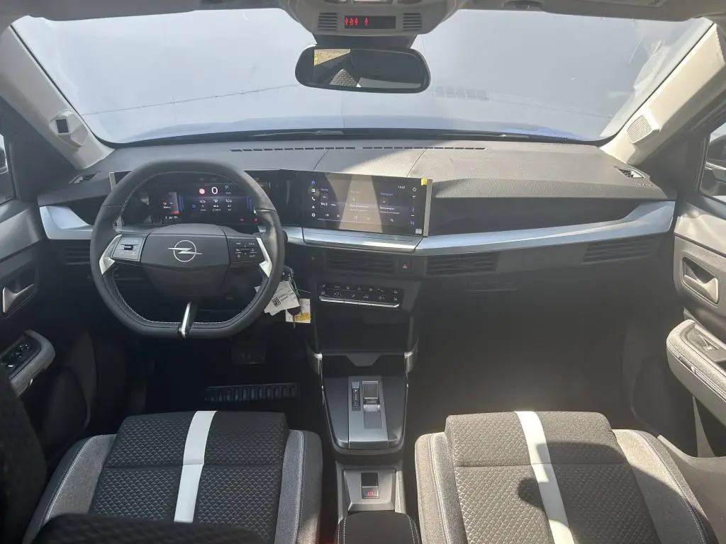 Opel Frontera GS Hybrid 1,2 TURBO / 107kW